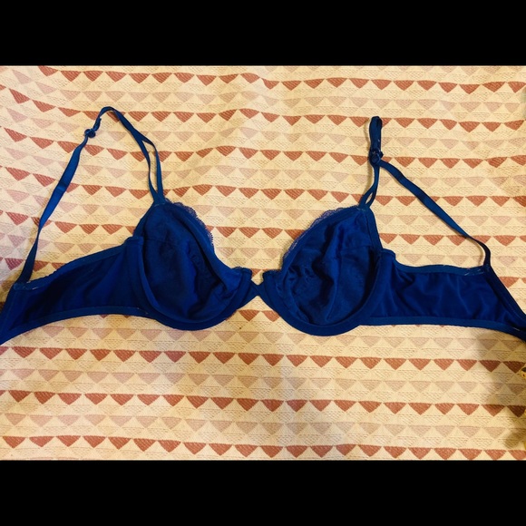 Blue Lace Unlined Bra 36B - Picture 8 of 8